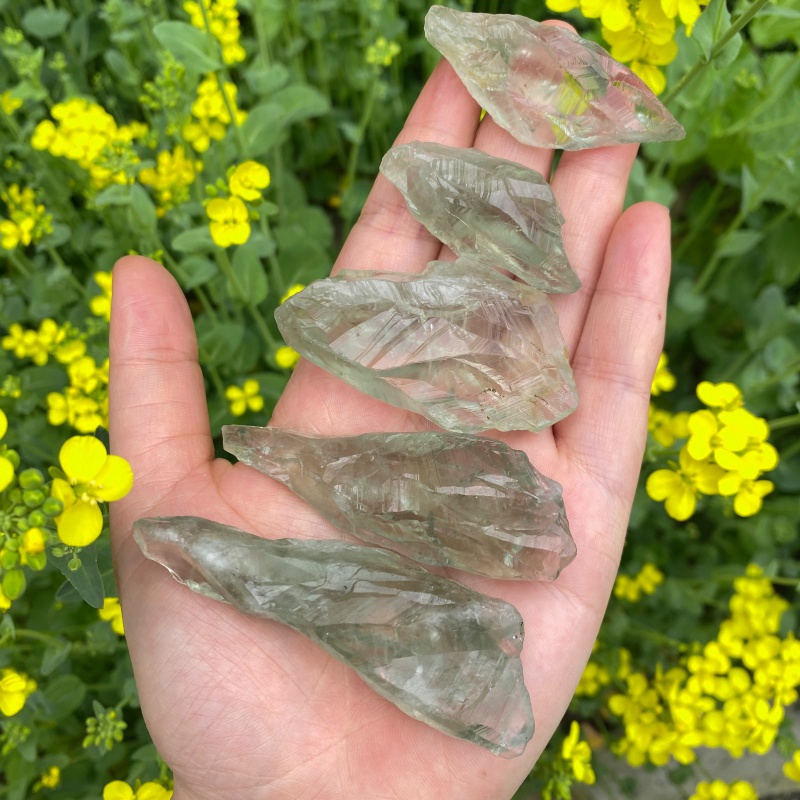Home Decor Garden Ideas - 1pc30-70g Natural Green Crystal , Garden
